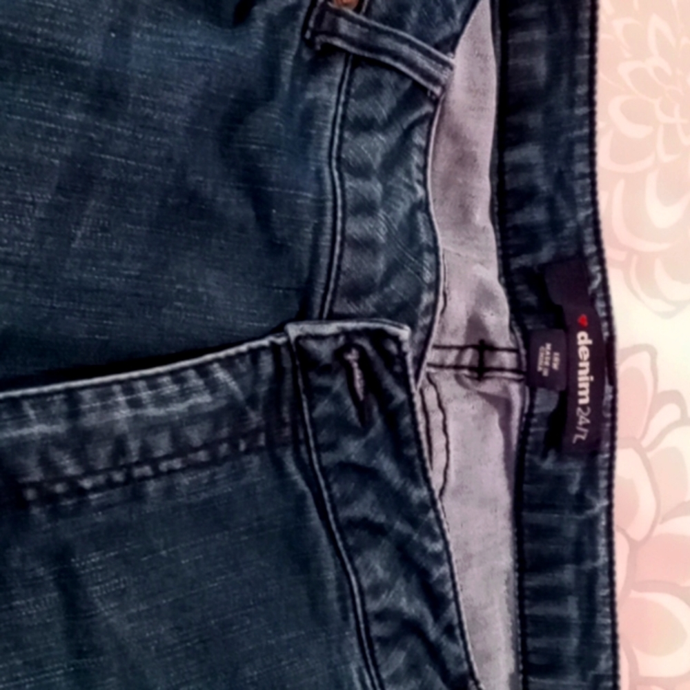 Ladies blue jeans